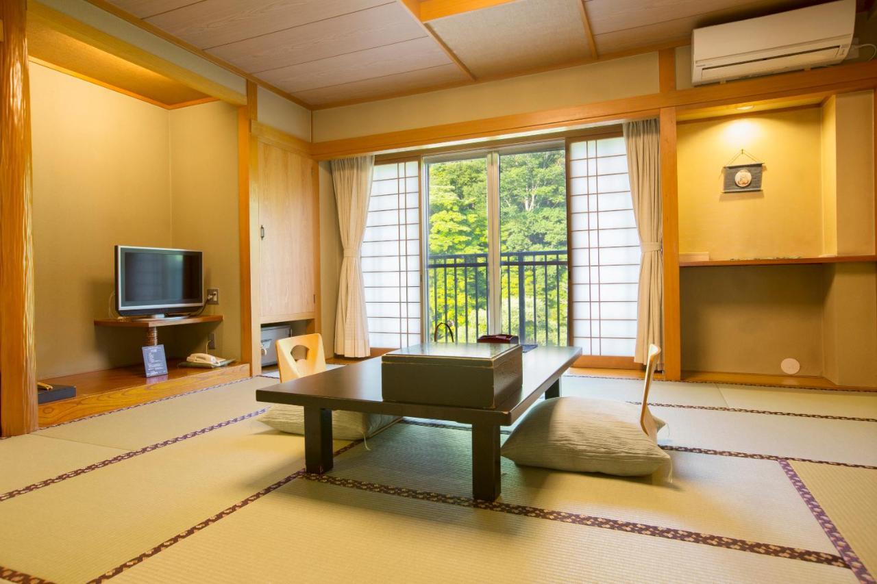 Shiobara Onsen Ryokan Kamiaizuya Насу-Сіобара Екстер'єр фото
