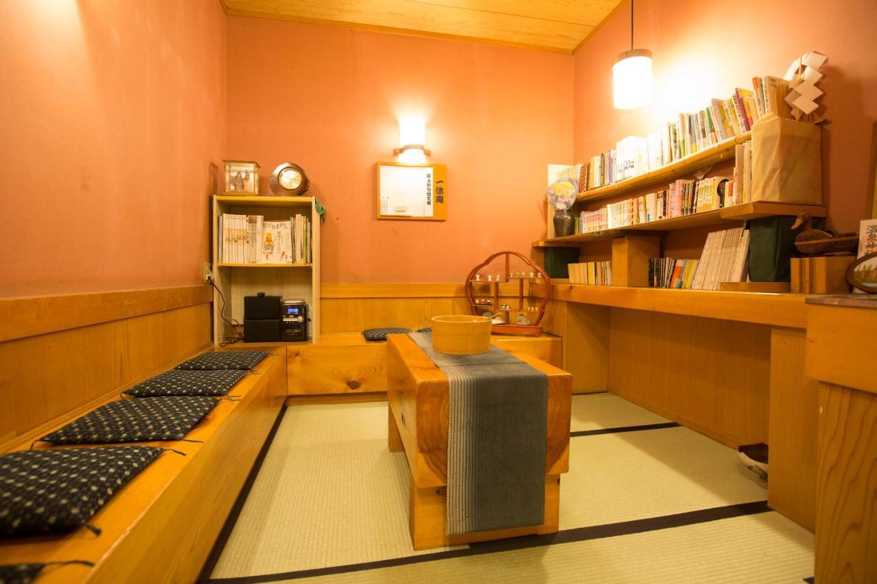 Shiobara Onsen Ryokan Kamiaizuya Насу-Сіобара Екстер'єр фото